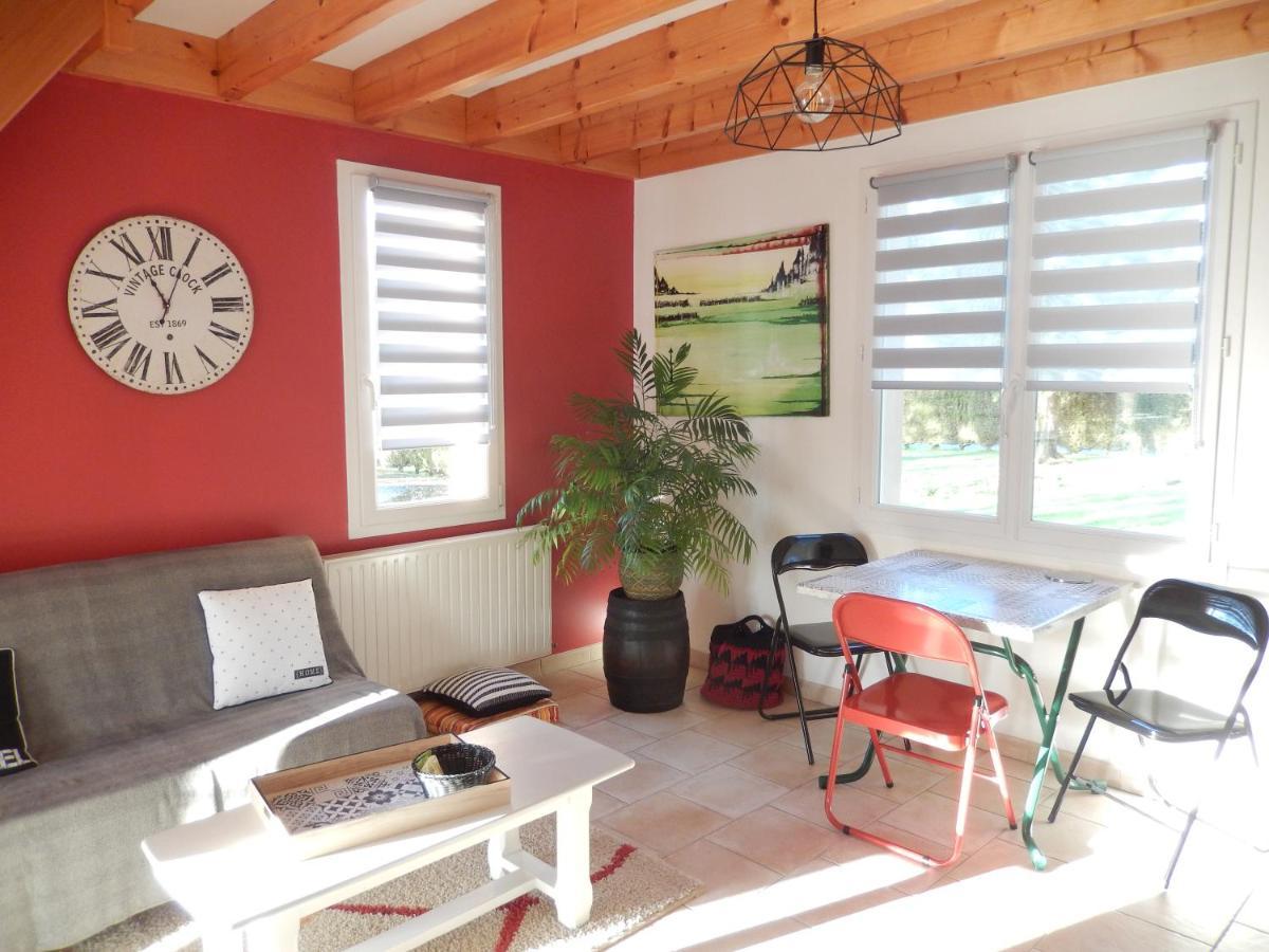 Studio Appart' Les Jards Bressuire Exteriér fotografie